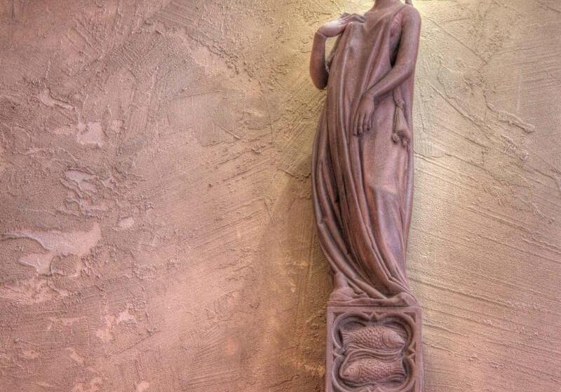 هتل Cathedrale