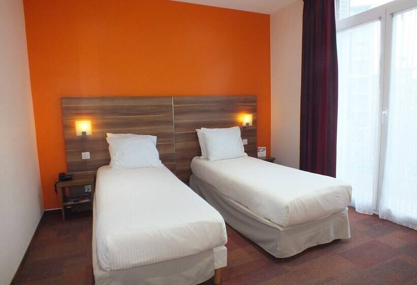 Отель Cecil Metz Gare