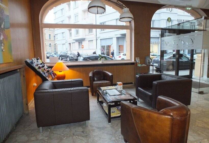 Отель Cecil Metz Gare