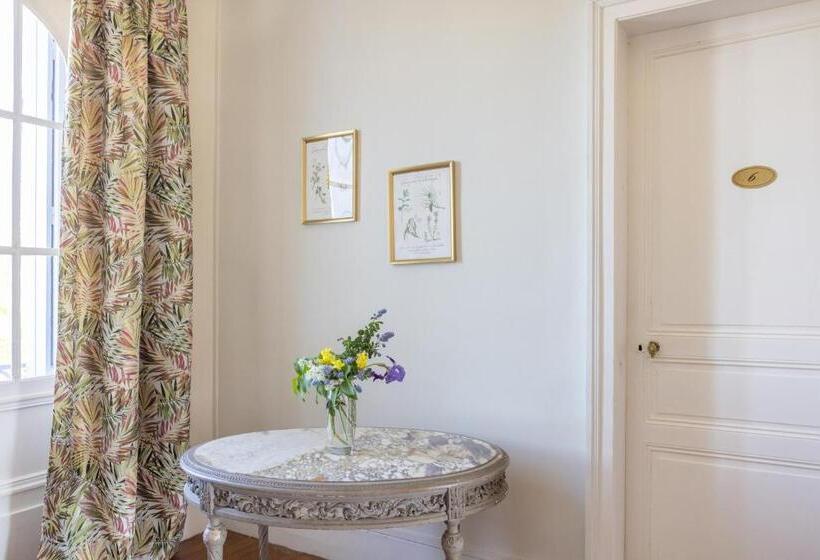 فندق Logis Hôtel Restaurant Château Bellevue