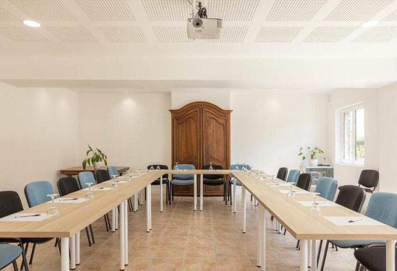 فندق Logis Hôtel Restaurant Château Bellevue