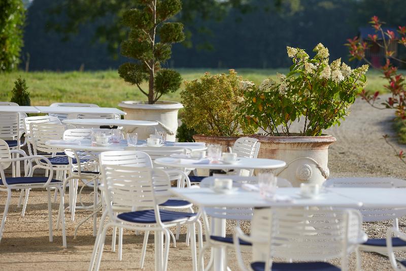 فندق Chateau D'audrieu