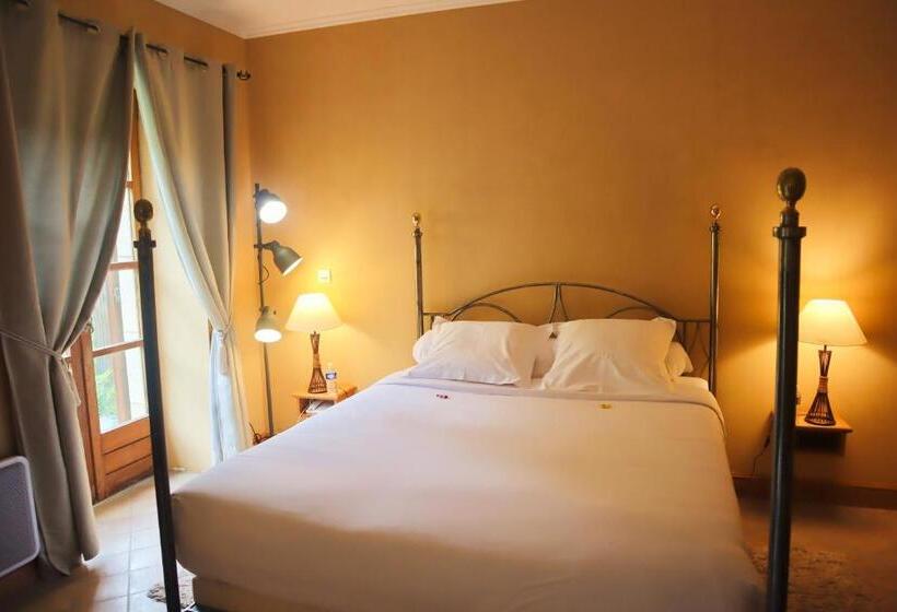 בית מלון כפרי Chateau De La Caze