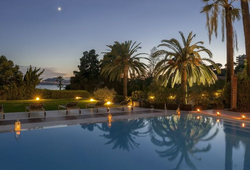 בית מלון כפרי Chateau De La Tour