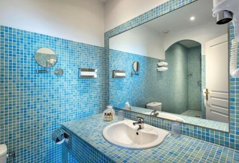 בית מלון כפרי Chateau De La Tour