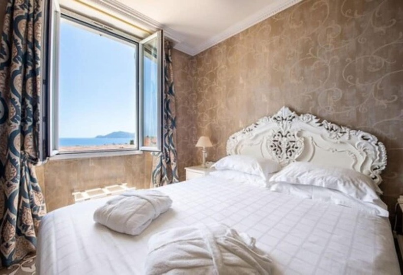 בית מלון כפרי Chateau De La Tour