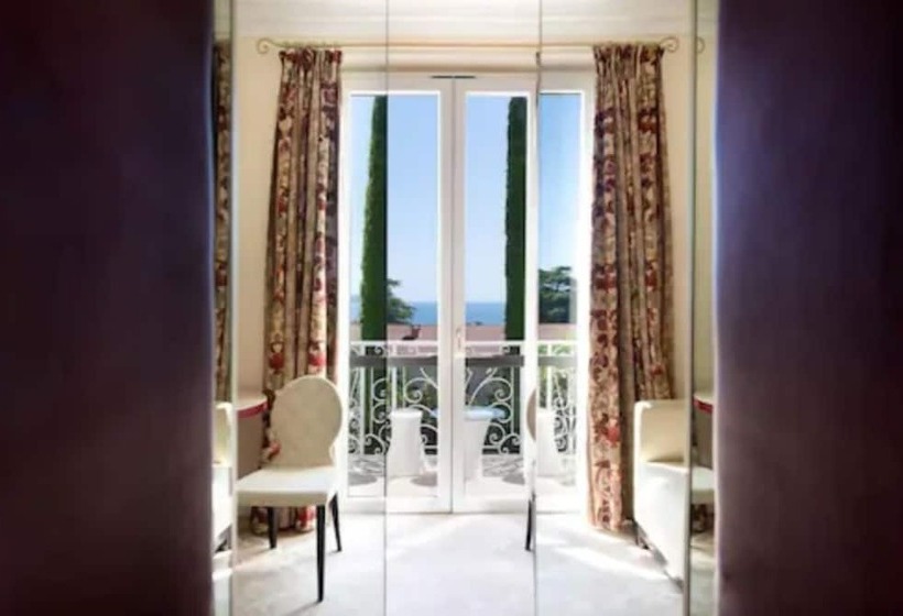 בית מלון כפרי Chateau De La Tour