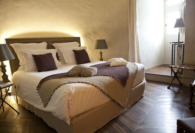 Отель Chateau De Mercues