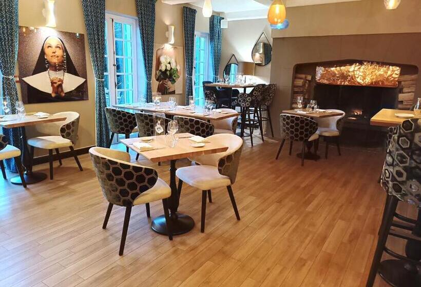 فندق Chateau De Montreuil