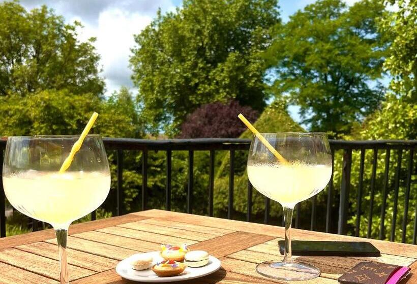 فندق Chateau De Montreuil