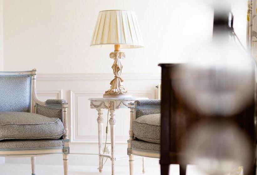 酒店 Chateau De Rochecotte