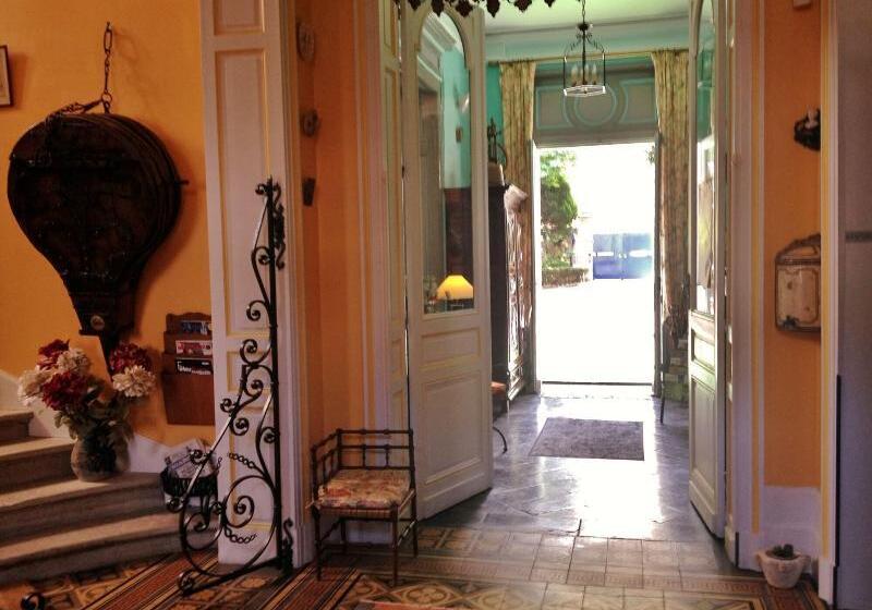 酒店 Chateau Des Jacobins