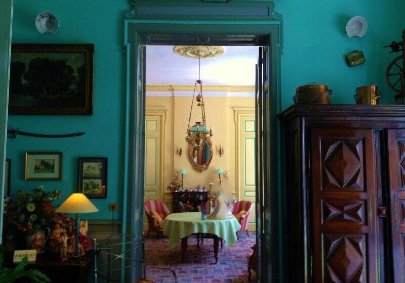 酒店 Chateau Des Jacobins