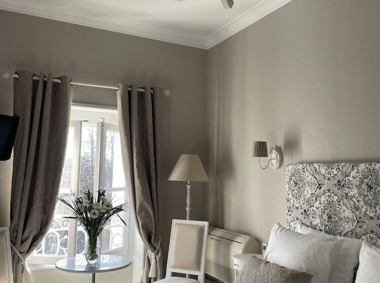 酒店 Chateau Des Jacobins