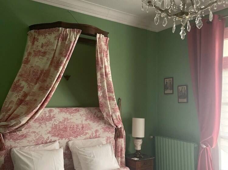 酒店 Chateau Des Jacobins