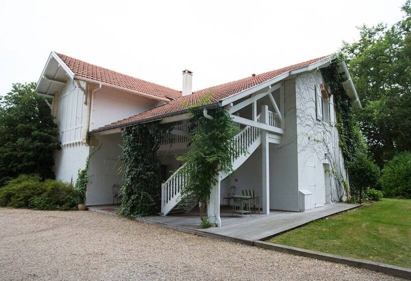 בית מלון כפרי Château Du Clair De Lune   Boutique Luxury