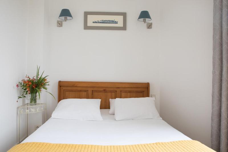 호텔 Cit Hôtel Le Plantagenet