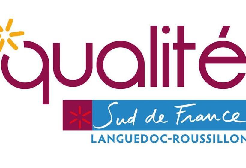 فندق Château D Arpaillargues   Teritoria