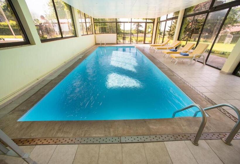 בית מלון כפרי Château De Sancy