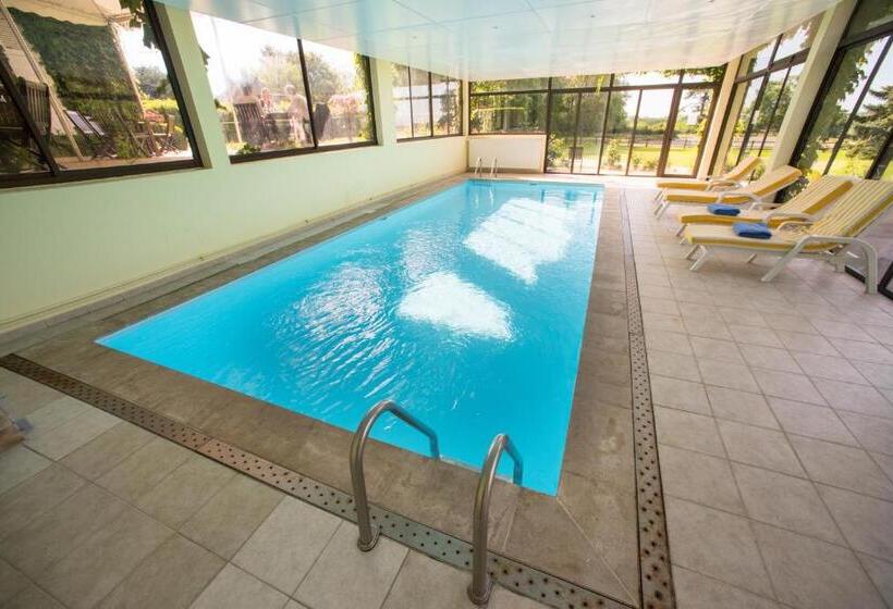 בית מלון כפרי Château De Sancy