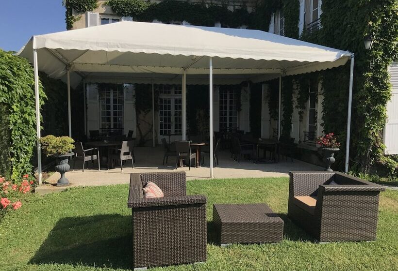 בית מלון כפרי Château De Sancy