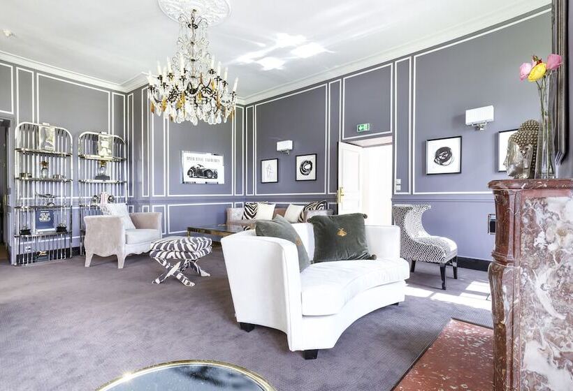 בית מלון כפרי Château De Sancy