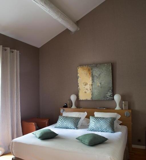 酒店 Château Des Alpilles