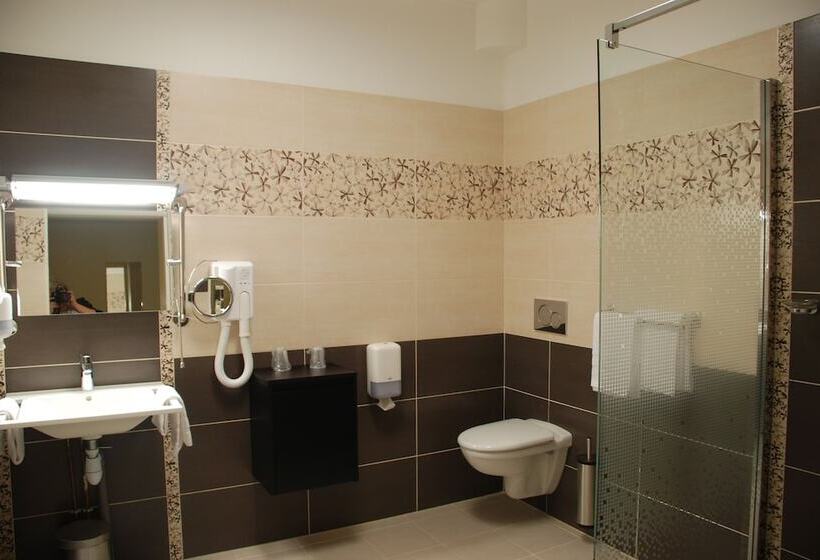 ホテル The Originals City, Hôtel Cathédrale, Lisieux