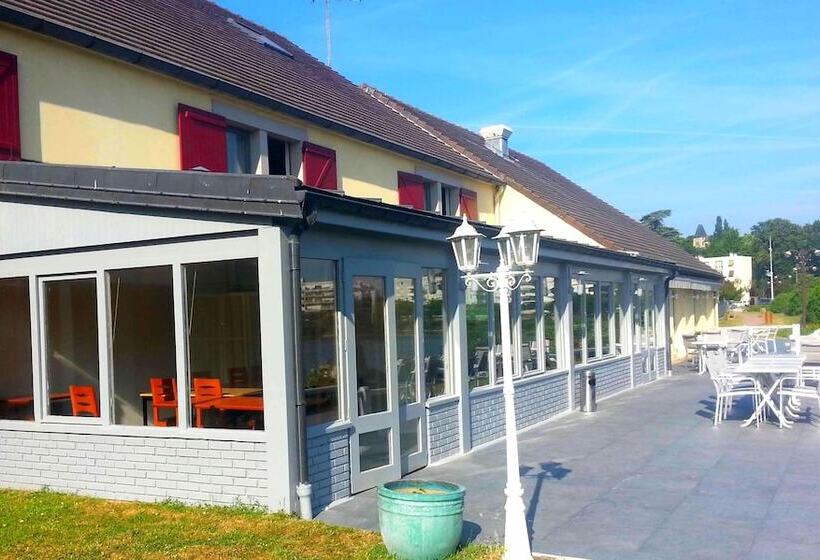 ホテル Logis Hôtel Des Lacs Paris Sud