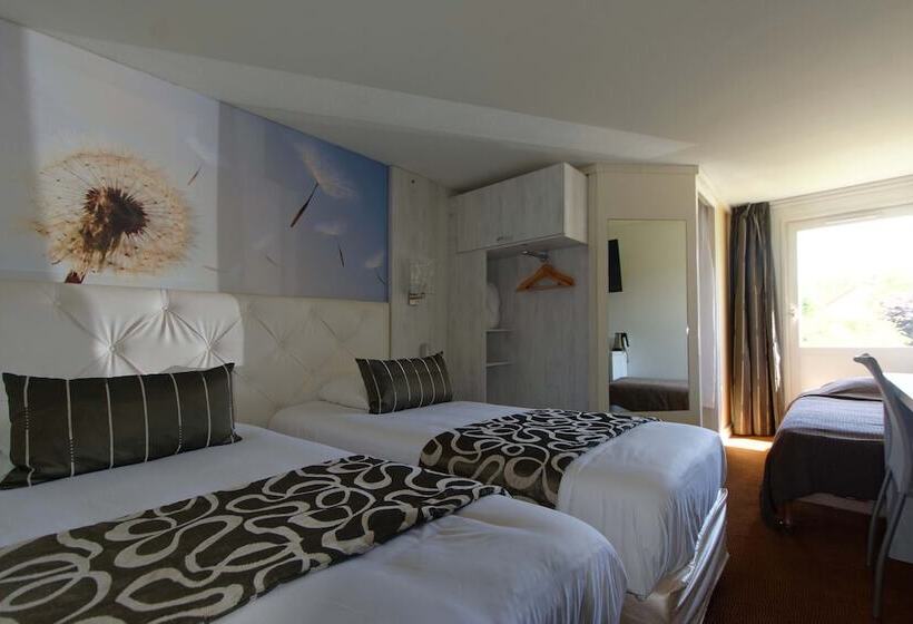 ホテル Logis Hôtel Des Lacs Paris Sud