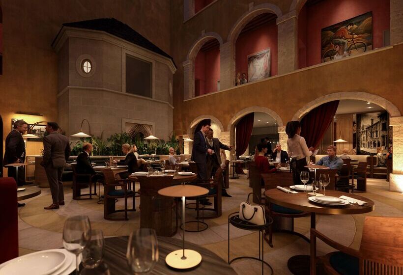 هتل Cour Des Loges Lyon, A Radisson Collection