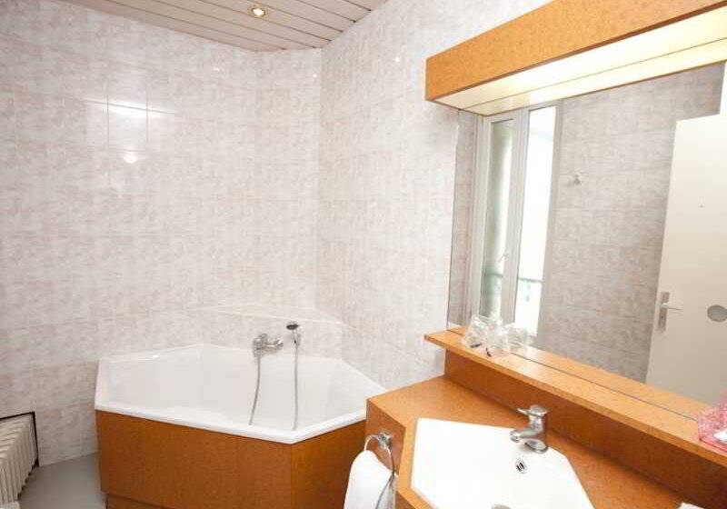 هتل Crystal Reims Centre