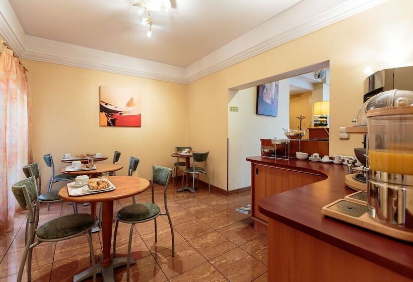 Отель De Bordeaux