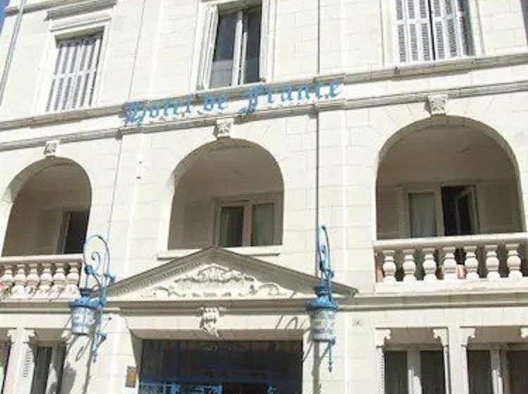 Отель Hôtel De France