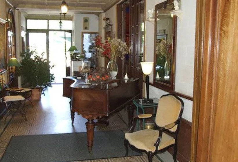 Отель Hôtel De France