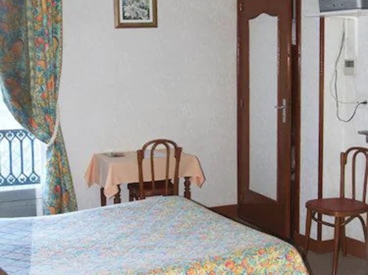 Отель Hôtel De France