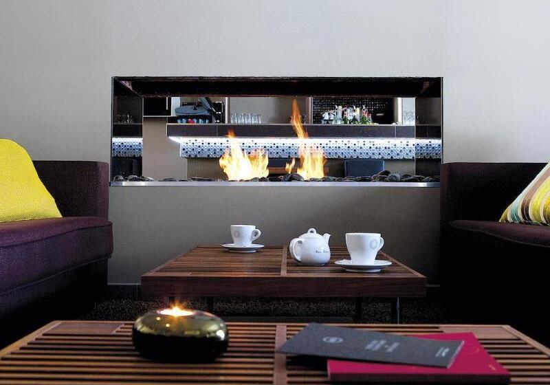 Отель De France