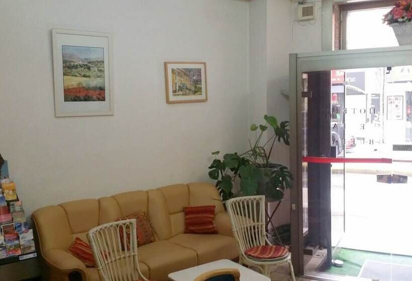 ホテル De La Buffa