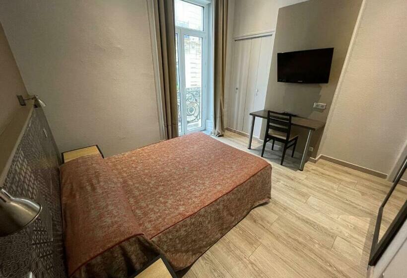 호텔 De La Comedie