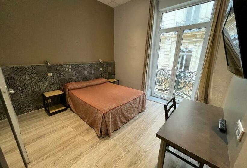 호텔 De La Comedie