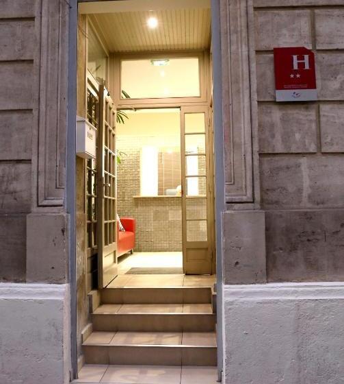 호텔 De La Comedie