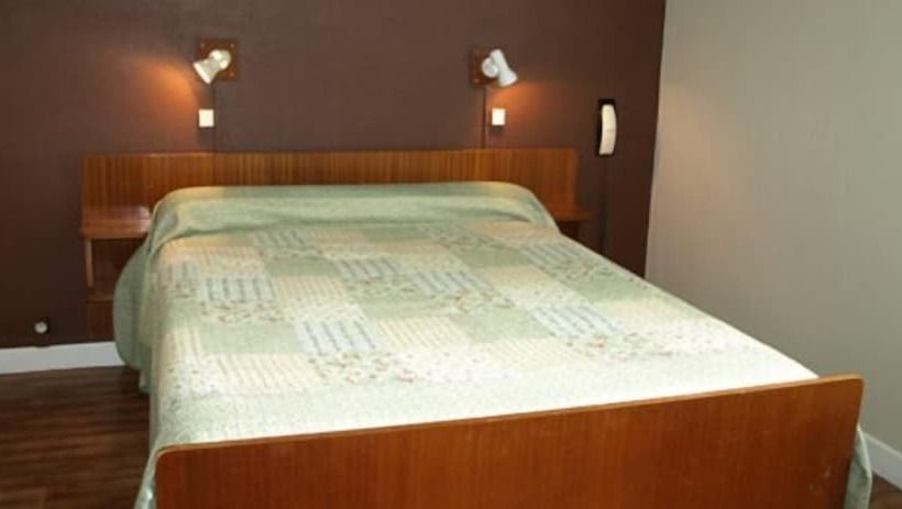 בית מלון כפרי De La Gare