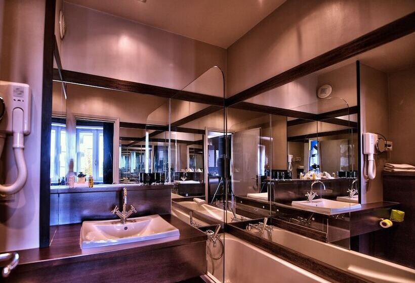 هتل Hôtel Des Beaux Arts Toulouse