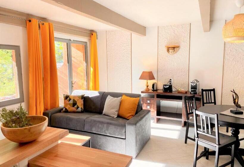 فندق Domaine Du Val De Sault