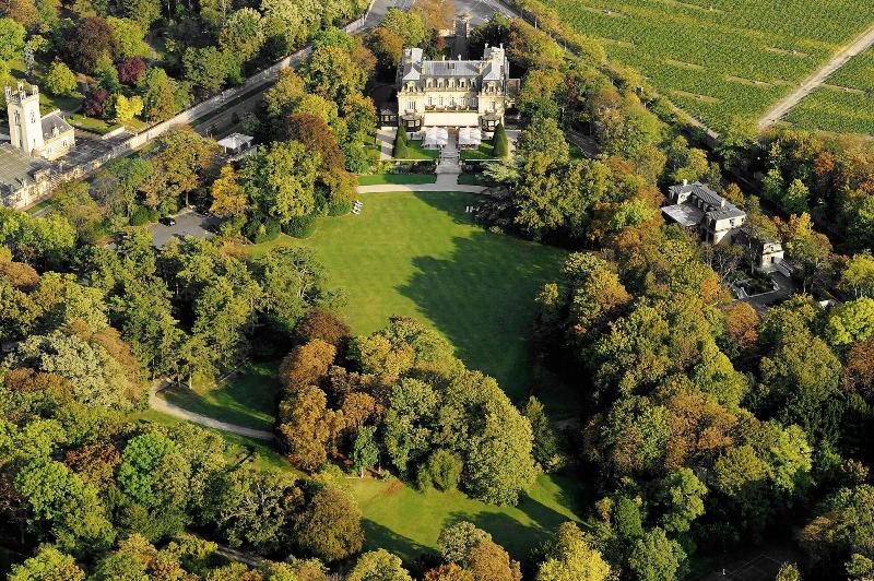 هتل Domaine Les Crayeres