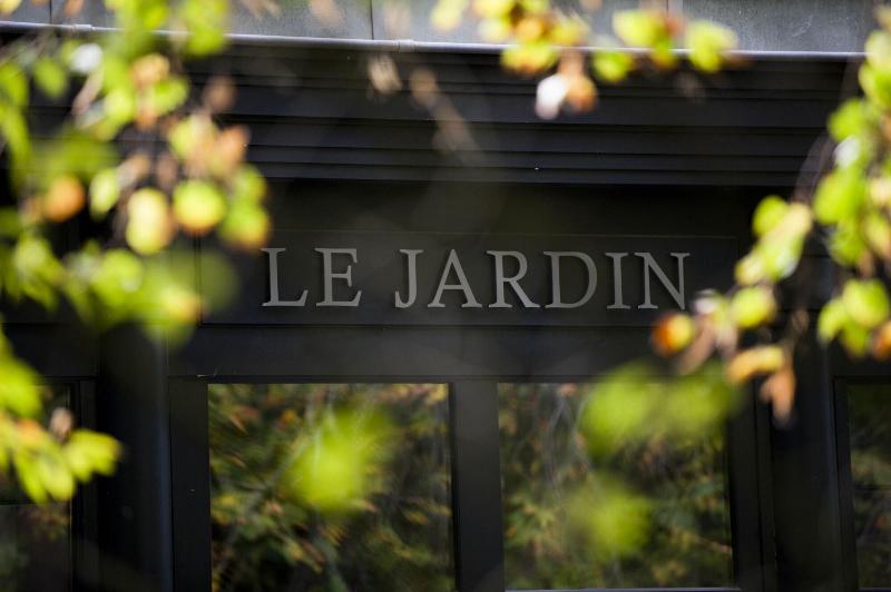 هتل Domaine Les Crayeres