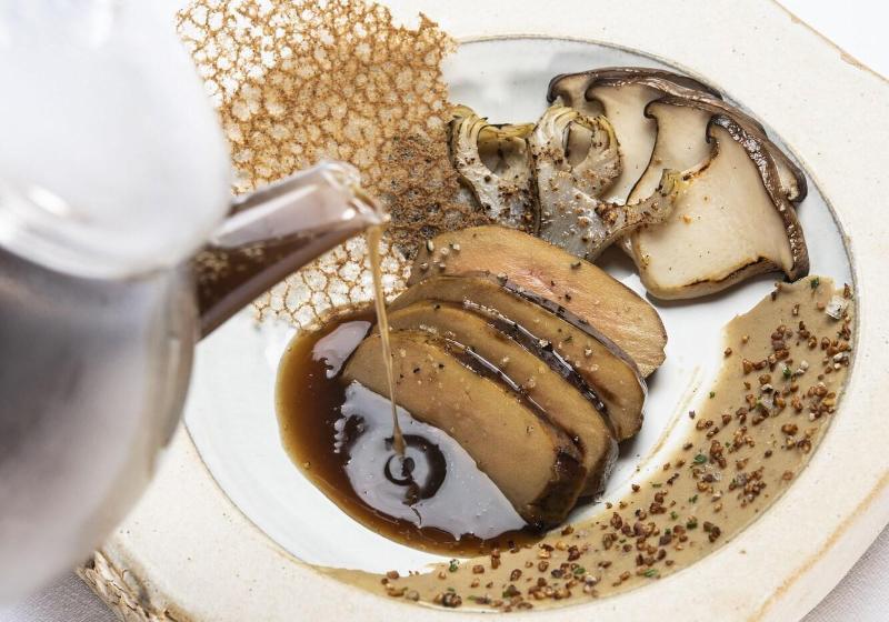 هتل Domaine Les Crayeres