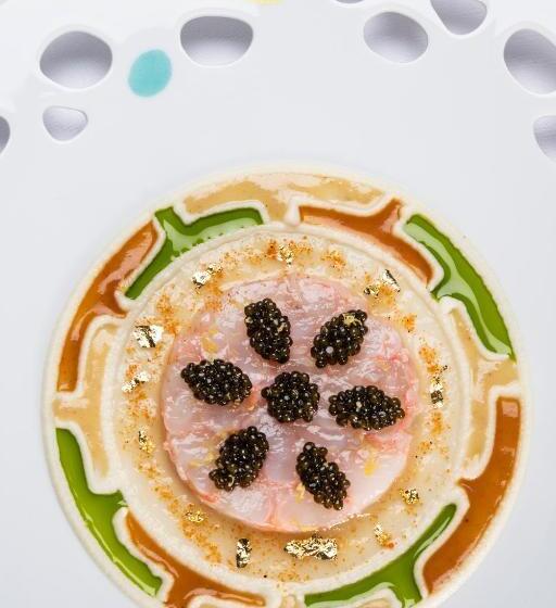 هتل Domaine Les Crayeres