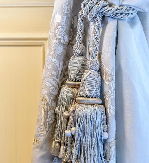 هتل Domaine Les Crayeres