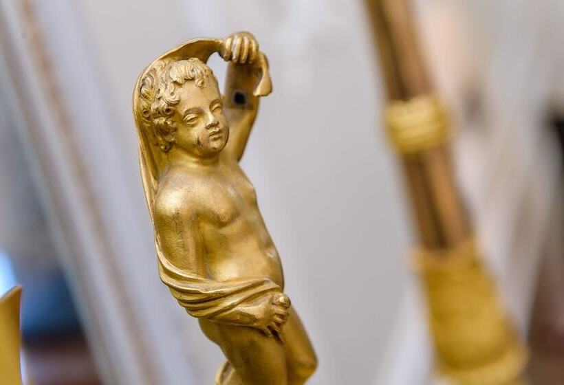 هتل Domaine Les Crayeres